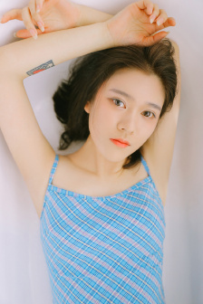 扒开老女毛荫荫的黑森林视频